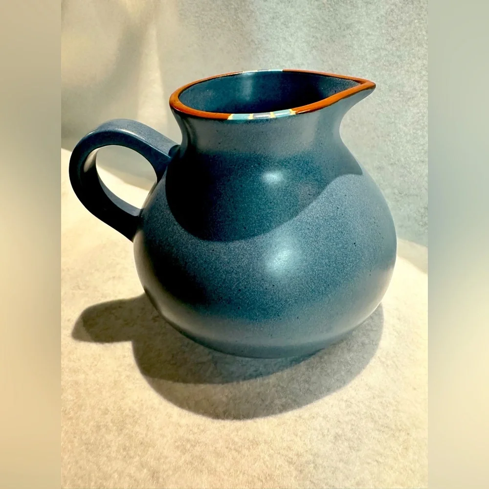 DANSK Mesa Sky Blue 48oz Pitcher Portugal Discontinued Excellent Condition
